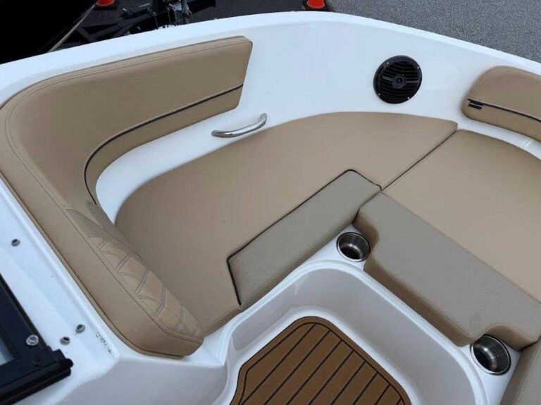 2026 Bayliner VR6 - Proarc Tower Pkg US-BLBX1319H526 [photo 11]